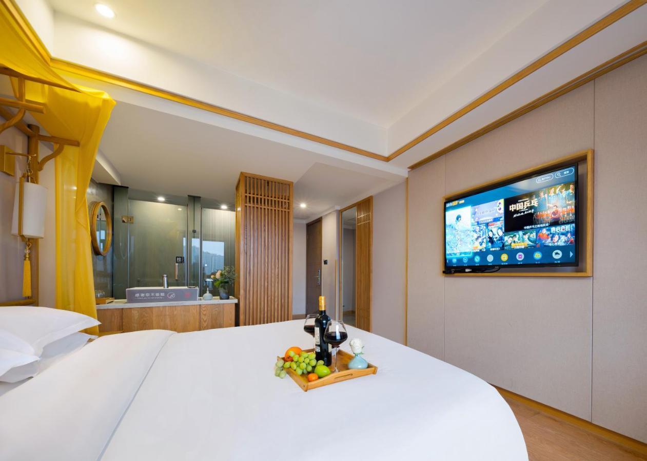 Xiangxi'S Love - Yangyun Hotel จางเจียเจี้ย ภายนอก รูปภาพ